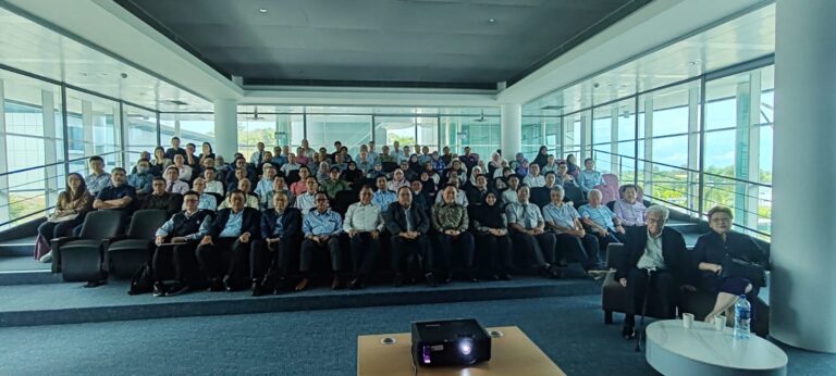 PUJA Academy Hosts Seminar on Design & Build Procurement: The Singapore Experience